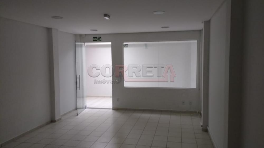 Alugar Comercial / Sala em Condomínio em Araçatuba R$ 800,00 - Foto 3