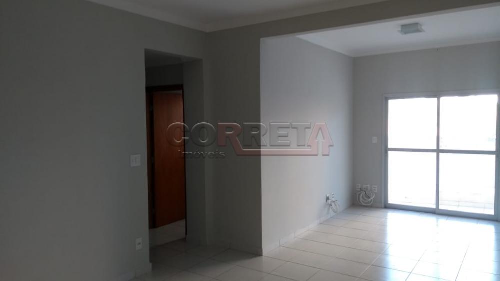 Comprar Apartamento / Padrão em Araçatuba R$ 360.000,00 - Foto 2