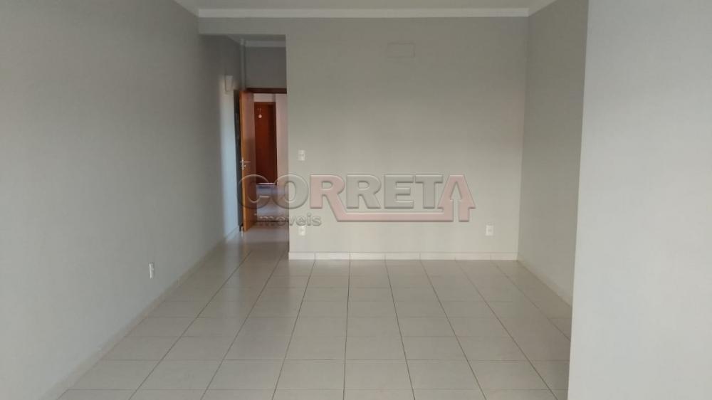 Comprar Apartamento / Padrão em Araçatuba R$ 360.000,00 - Foto 1