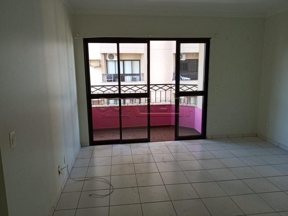 Alugar Apartamento / Padrão em Araçatuba R$ 1.400,00 - Foto 3