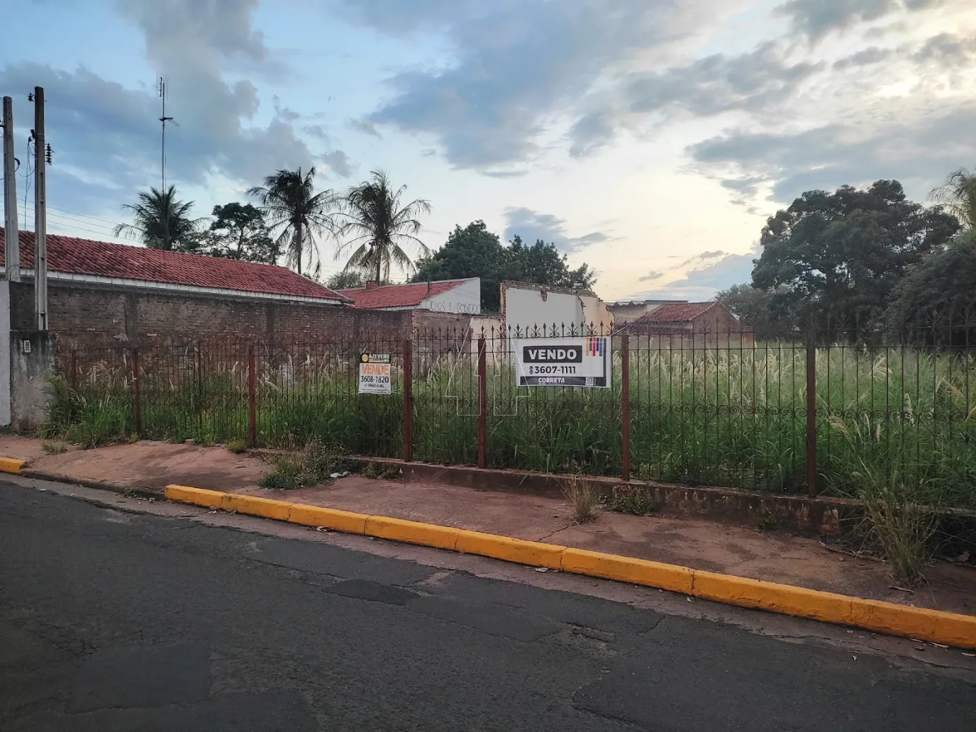 Comprar Terreno / Padrão em Araçatuba R$ 480.000,00 - Foto 1