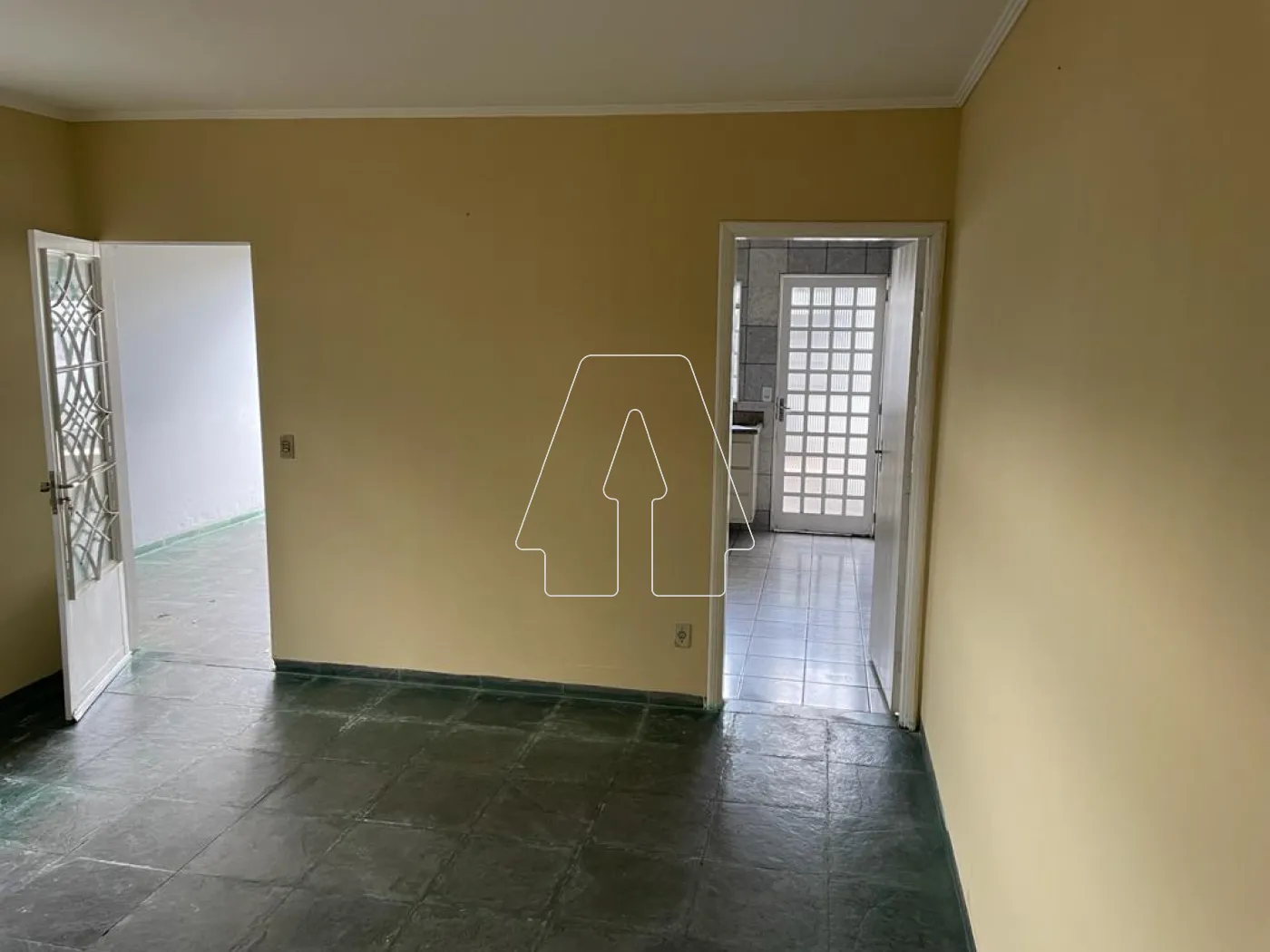 Alugar Casa / Residencial em Araçatuba R$ 1.130,00 - Foto 4