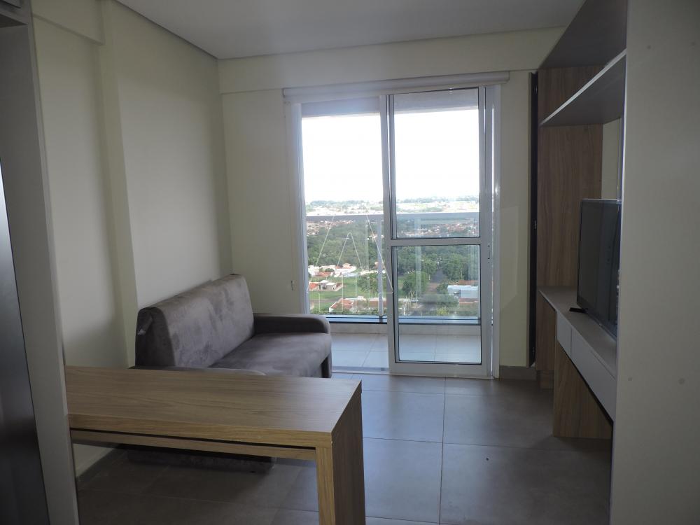 Alugar Apartamento / Padrão em Araçatuba R$ 2.250,00 - Foto 1