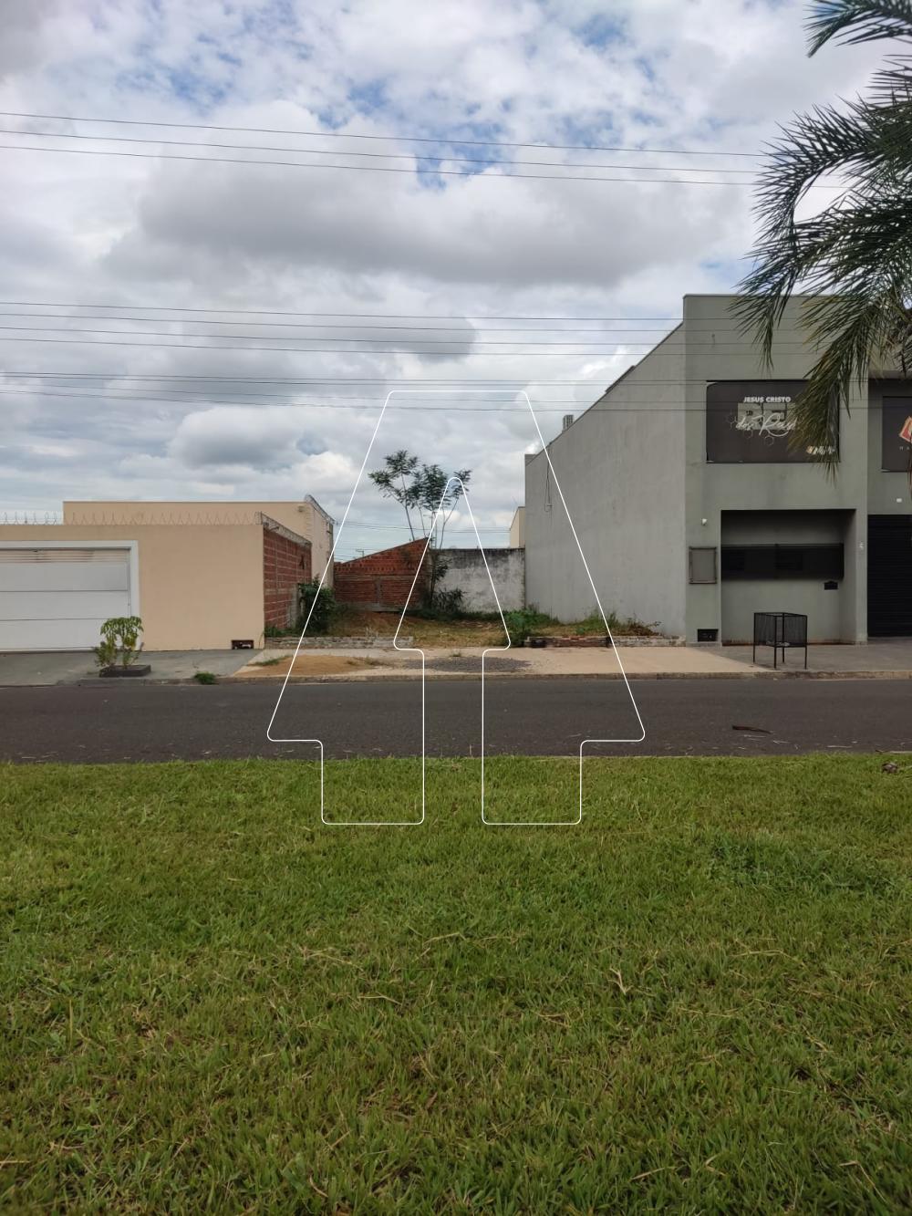 Comprar Terreno / Padrão em Araçatuba R$ 140.000,00 - Foto 3