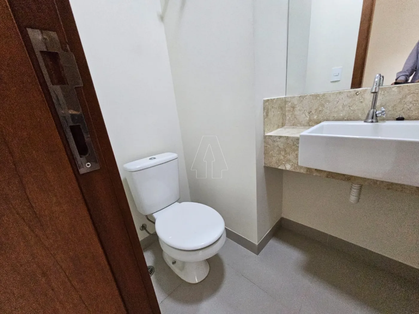 Alugar Comercial / Sala em Condomínio em Araçatuba R$ 2.000,00 - Foto 3