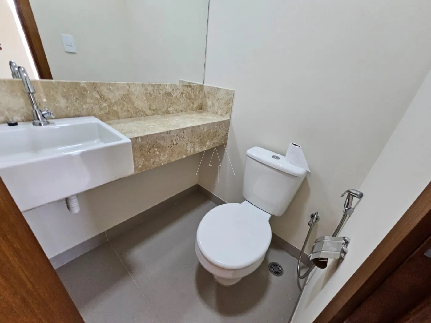 Alugar Comercial / Sala em Condomínio em Araçatuba R$ 2.000,00 - Foto 4