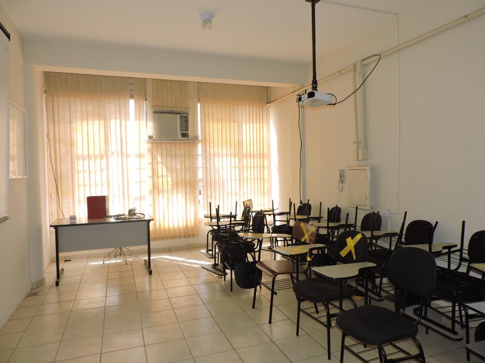 Alugar Comercial / Sala em Araçatuba R$ 550,00 - Foto 1