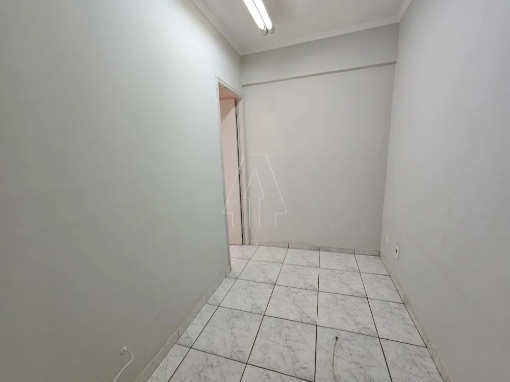 Alugar Comercial / Sala em Condomínio em Araçatuba R$ 950,00 - Foto 5