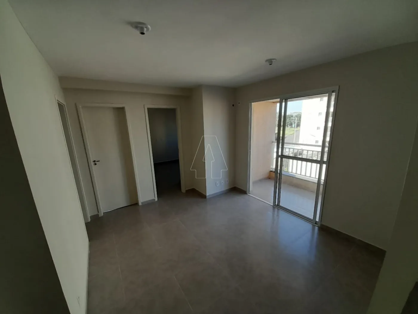 Alugar Apartamento / Padrão em Araçatuba R$ 1.200,00 - Foto 1