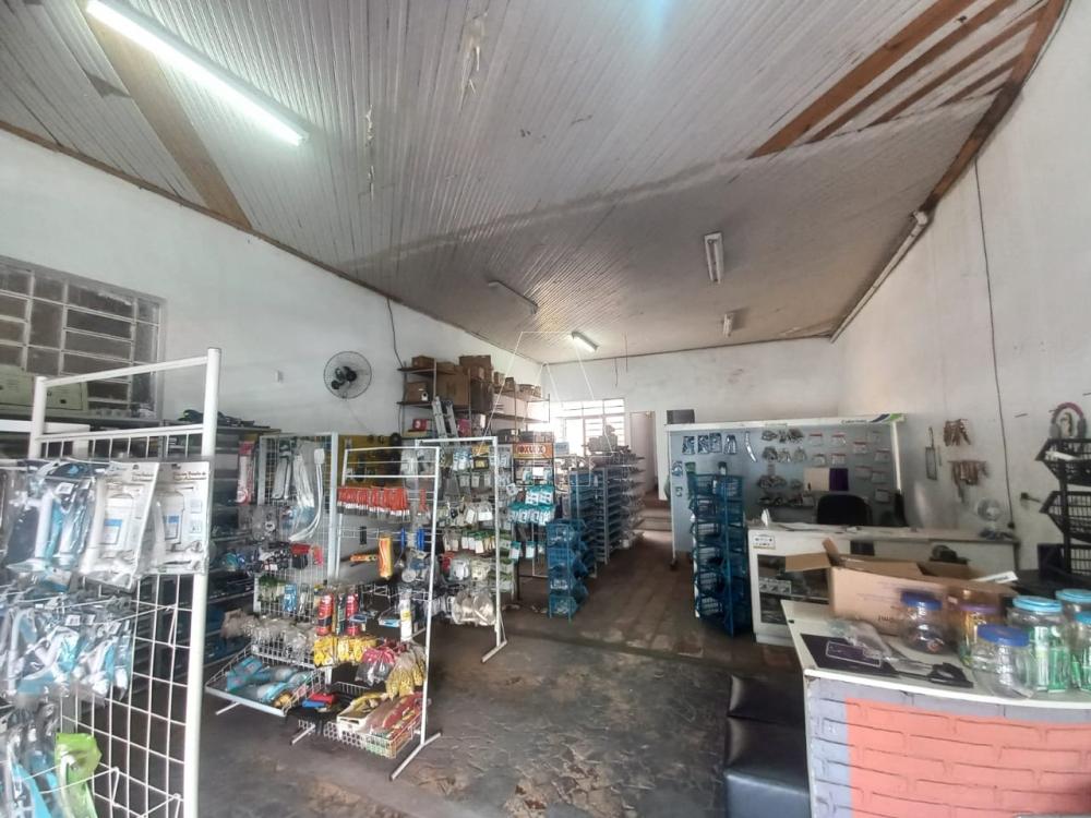 Comprar Comercial / Salão em Araçatuba R$ 380.000,00 - Foto 4