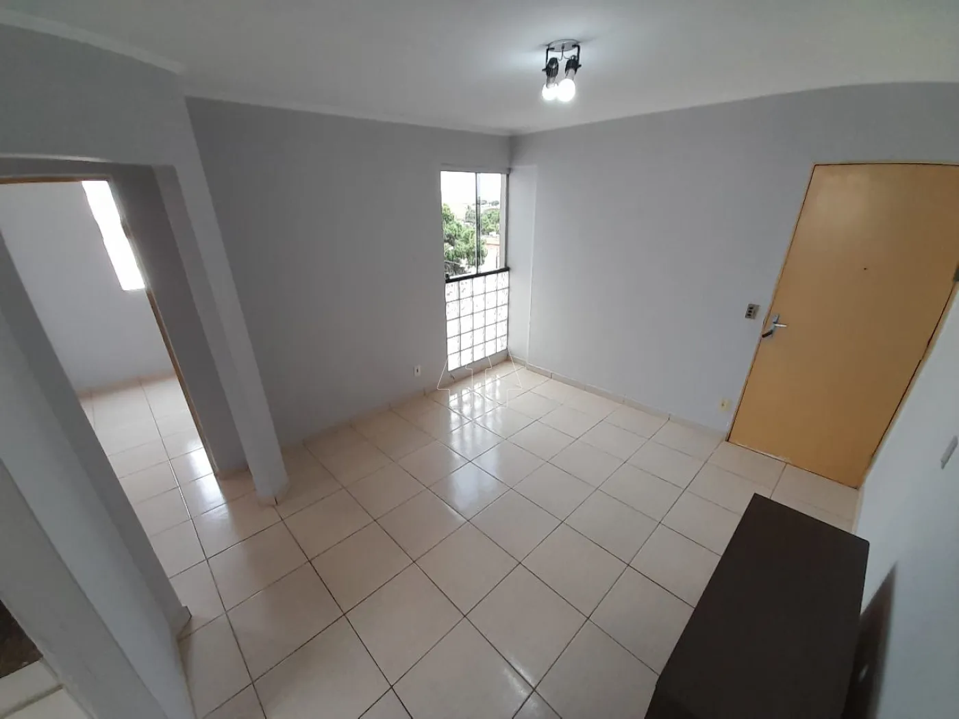 Alugar Apartamento / Padrão em Araçatuba R$ 900,00 - Foto 2