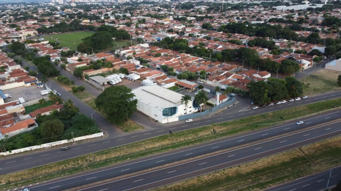 Alugar Comercial / Galpão em Araçatuba R$ 25.000,00 - Foto 6