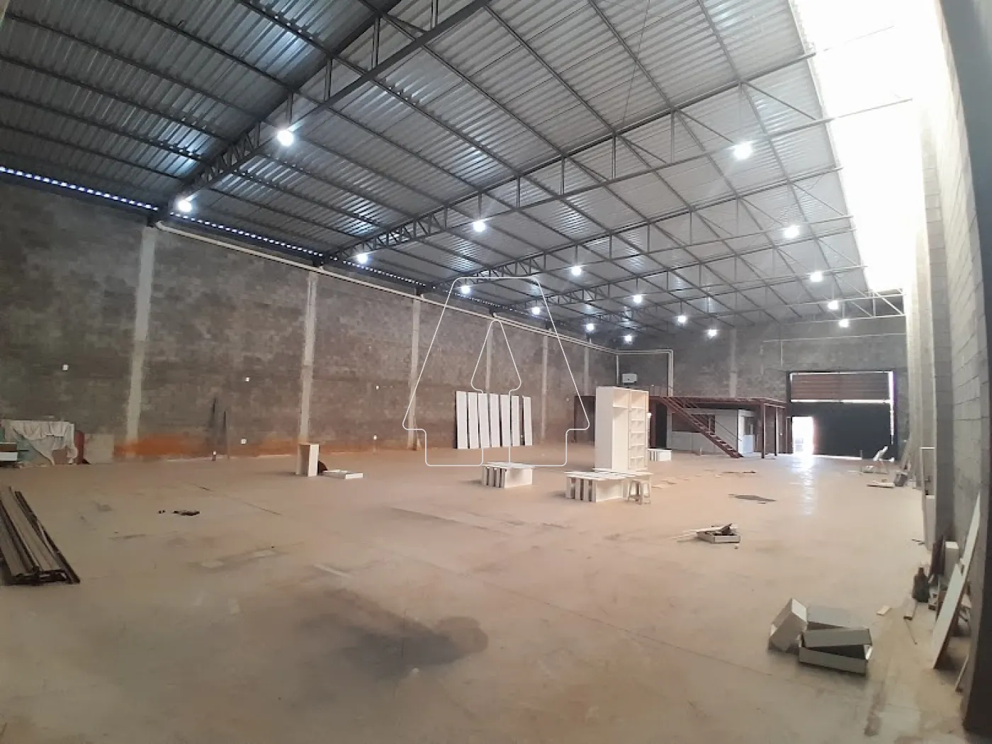 Alugar Comercial / Barracão em Araçatuba R$ 6.500,00 - Foto 3