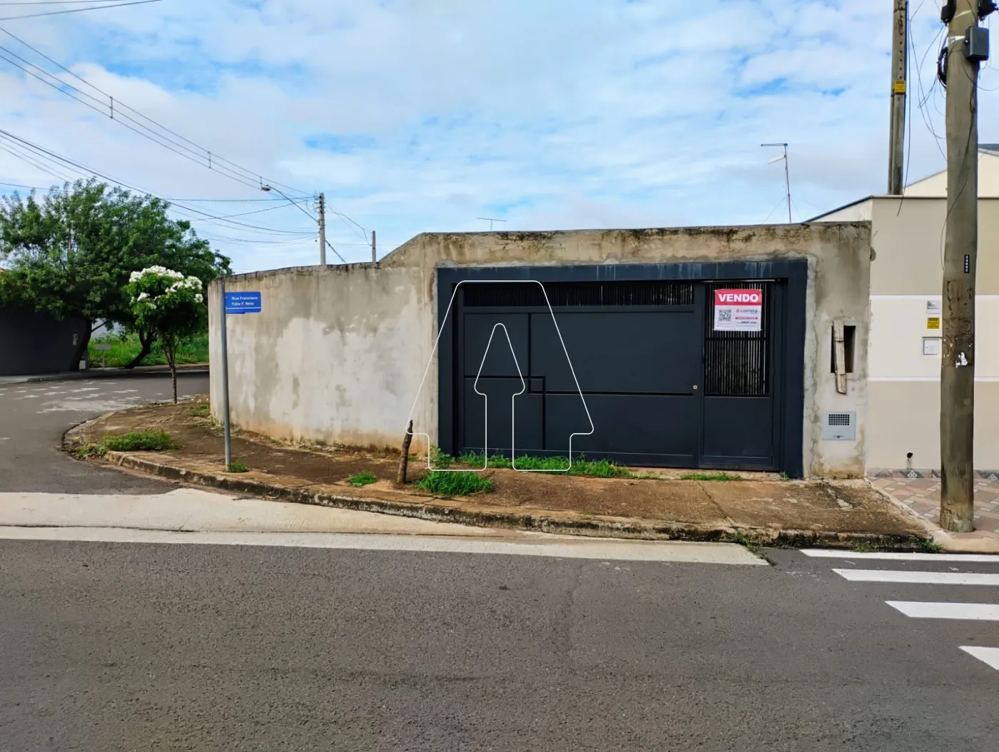 Comprar Terreno / Padrão em Araçatuba R$ 110.000,00 - Foto 1