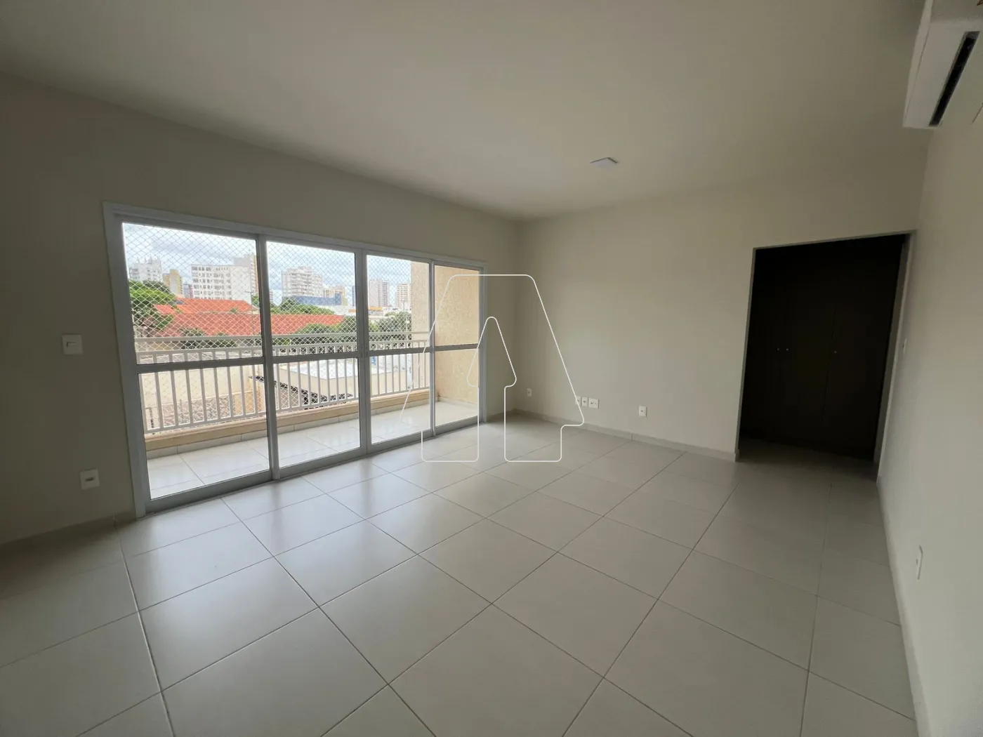 Alugar Apartamento / Padrão em Araçatuba R$ 3.600,00 - Foto 1