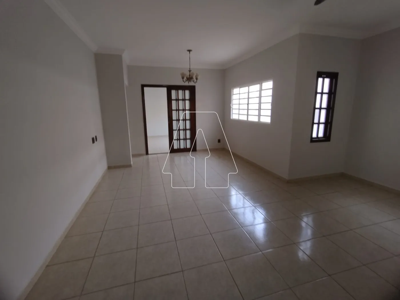 Alugar Comercial / Casa em Araçatuba R$ 3.000,00 - Foto 2