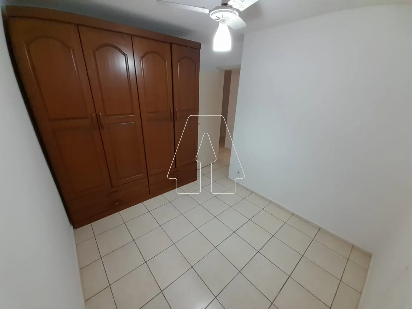 Alugar Apartamento / Padrão em Araçatuba R$ 825,00 - Foto 4