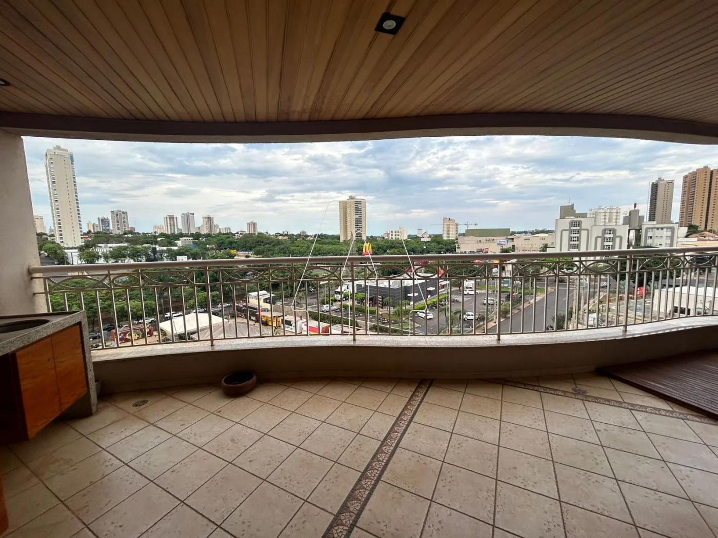 Alugar Apartamento / Padrão em Araçatuba R$ 3.800,00 - Foto 27