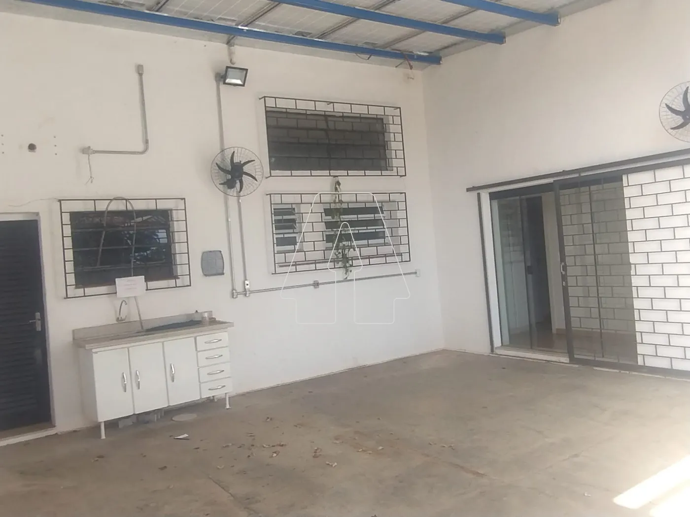 Comprar Comercial / Prédio em Araçatuba - Foto 2