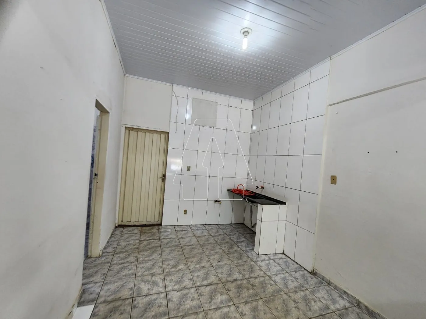 Alugar Comercial / Sala em Araçatuba R$ 800,00 - Foto 2