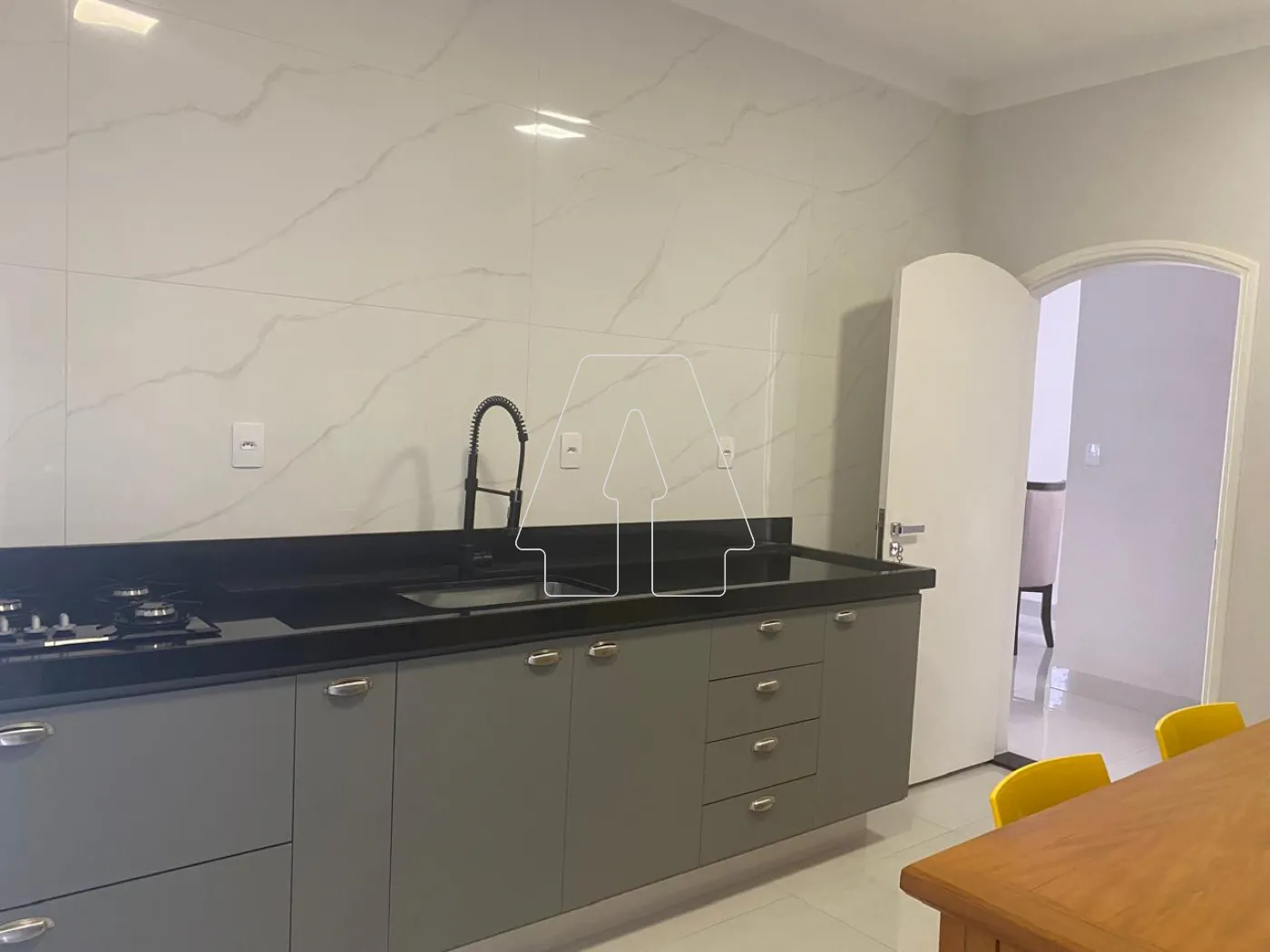 Alugar Casa / Residencial em Araçatuba R$ 2.300,00 - Foto 6