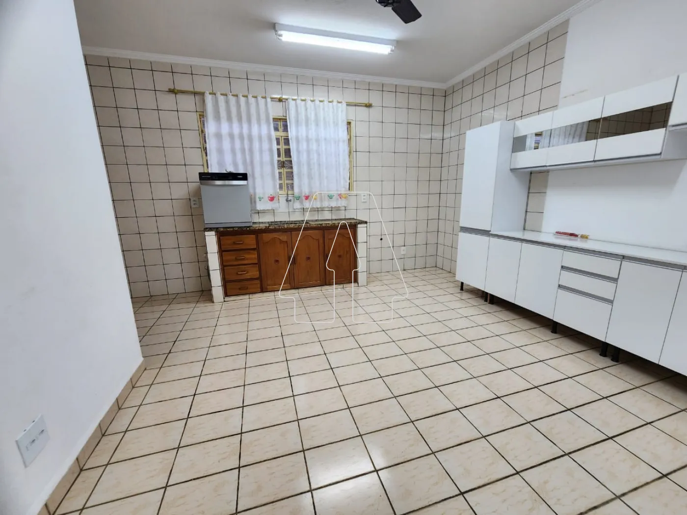 Alugar Casa / Residencial em Araçatuba R$ 1.700,00 - Foto 3