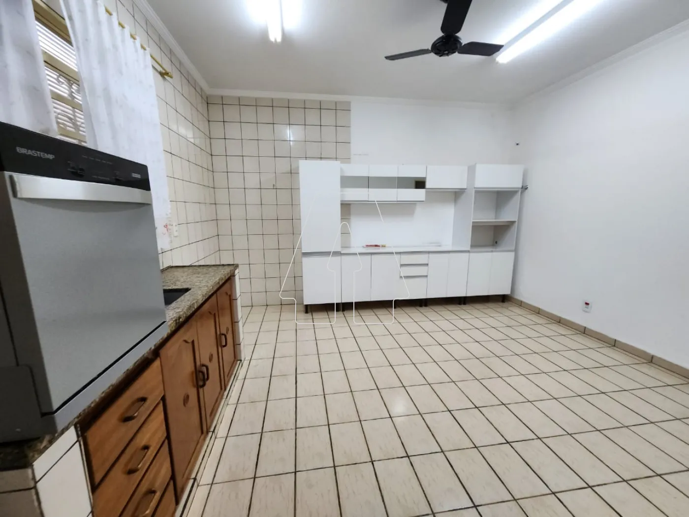 Alugar Casa / Residencial em Araçatuba R$ 1.700,00 - Foto 4