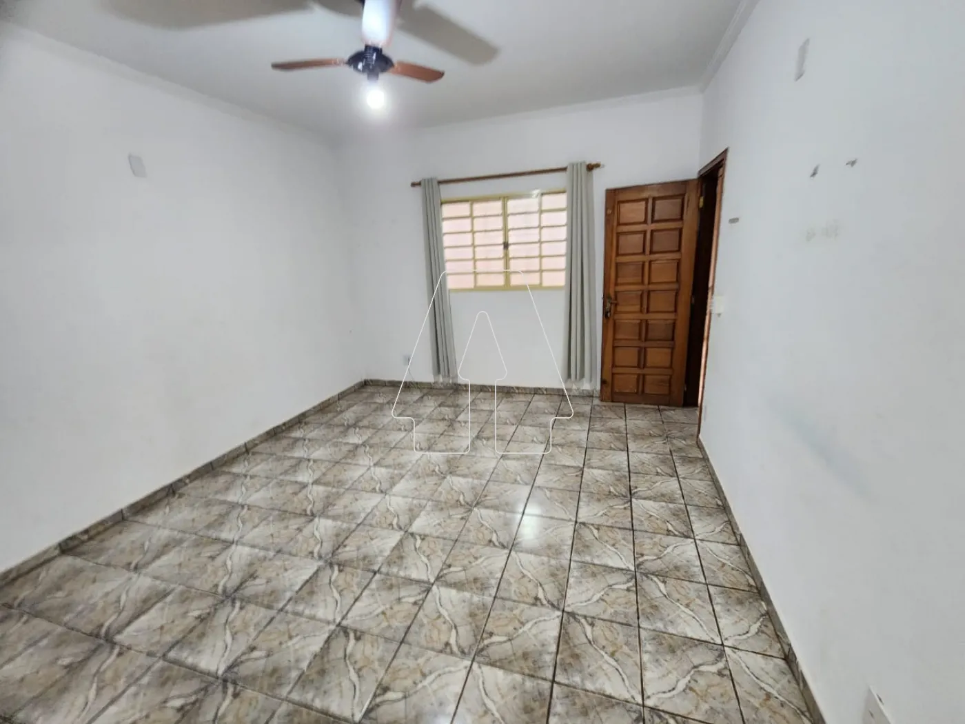 Alugar Casa / Residencial em Araçatuba R$ 1.700,00 - Foto 2