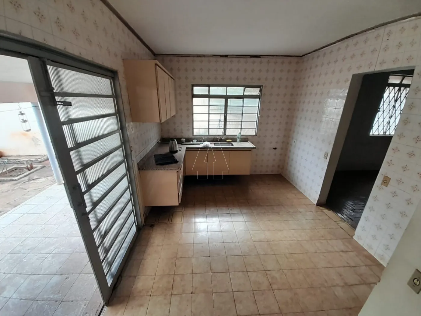 Comprar Comercial / Casa em Araçatuba - Foto 14