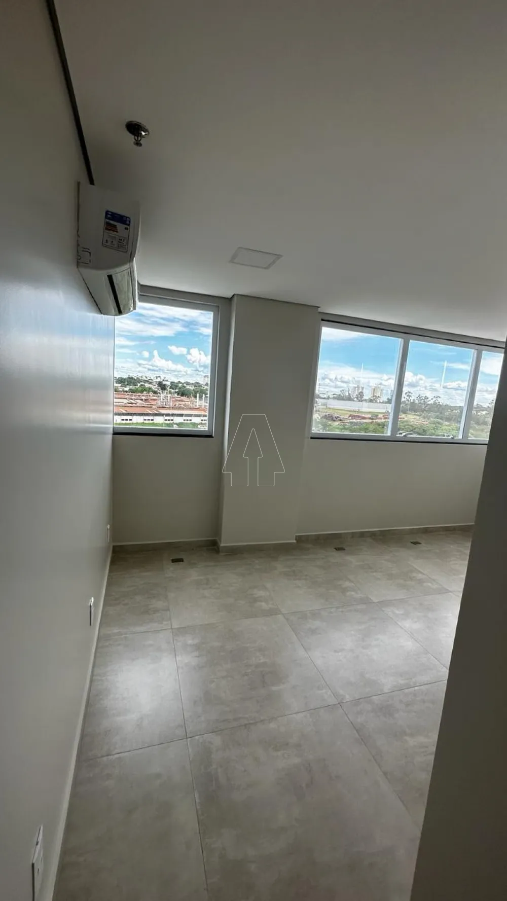 Alugar Comercial / Sala em Condomínio em Araçatuba R$ 1.700,00 - Foto 2