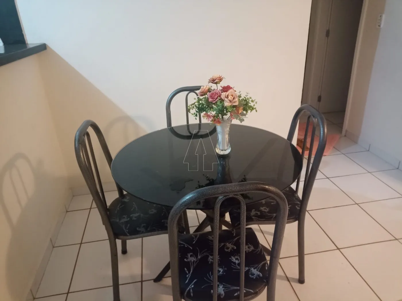 Comprar Apartamento / Padrão em Araçatuba R$ 180.000,00 - Foto 2