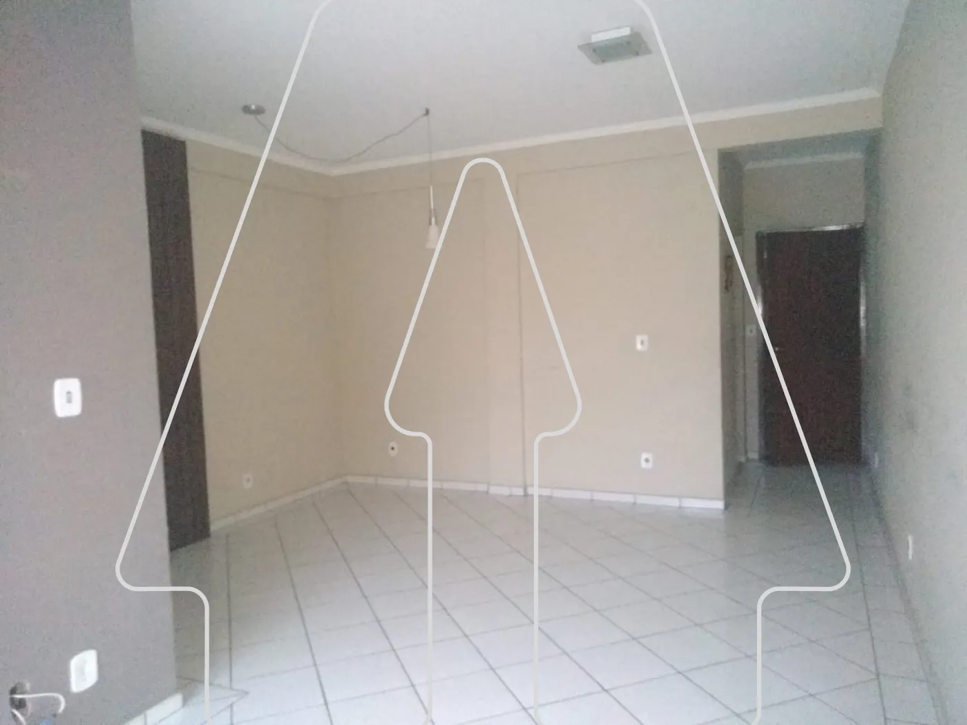 Comprar Apartamento / Padrão em Araçatuba R$ 250.000,00 - Foto 1