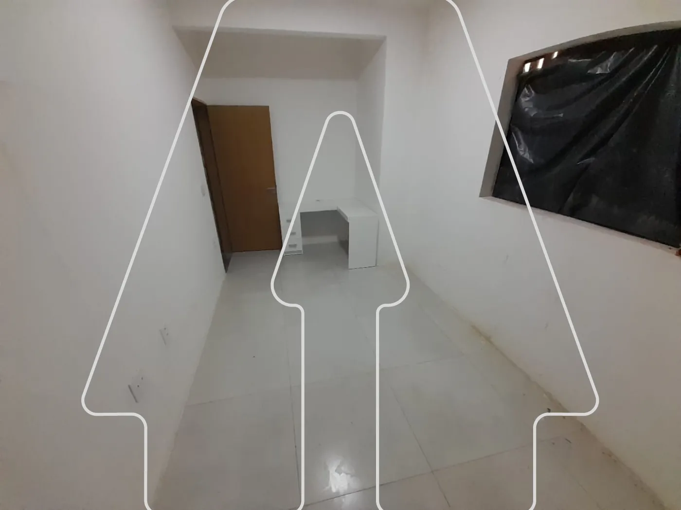 Alugar Casa / Residencial em Araçatuba R$ 1.500,00 - Foto 4