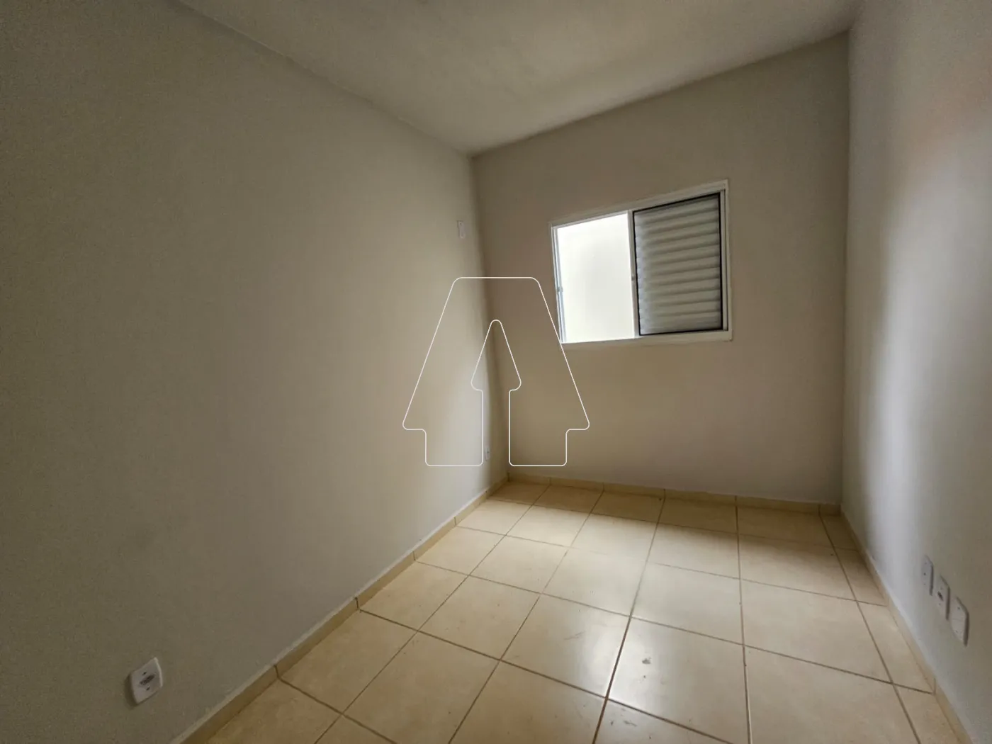 Alugar Casa / Condomínio em Araçatuba R$ 800,00 - Foto 6