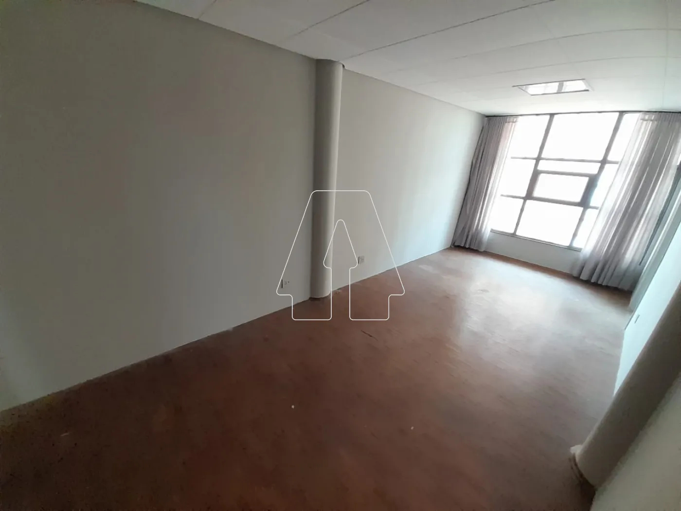 Alugar Comercial / Sala em Condomínio em Araçatuba R$ 395,00 - Foto 1