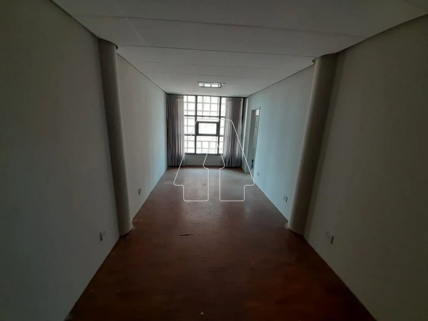 Alugar Comercial / Sala em Condomínio em Araçatuba R$ 395,00 - Foto 2