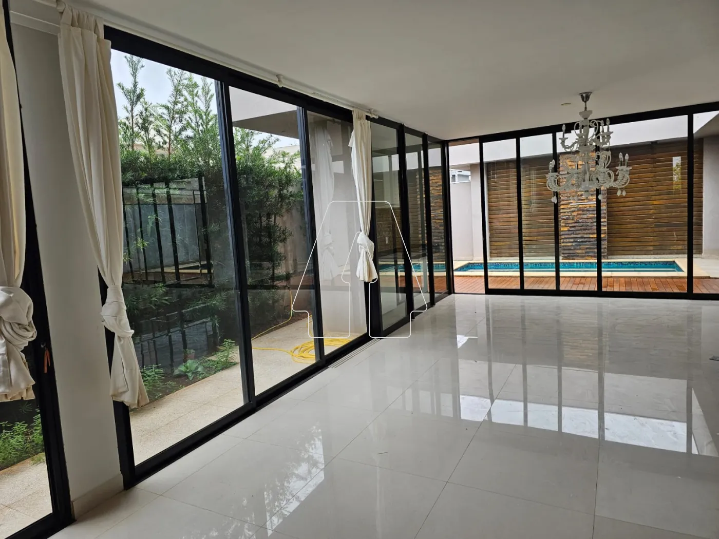 Alugar Casa / Condomínio em Araçatuba R$ 9.000,00 - Foto 4