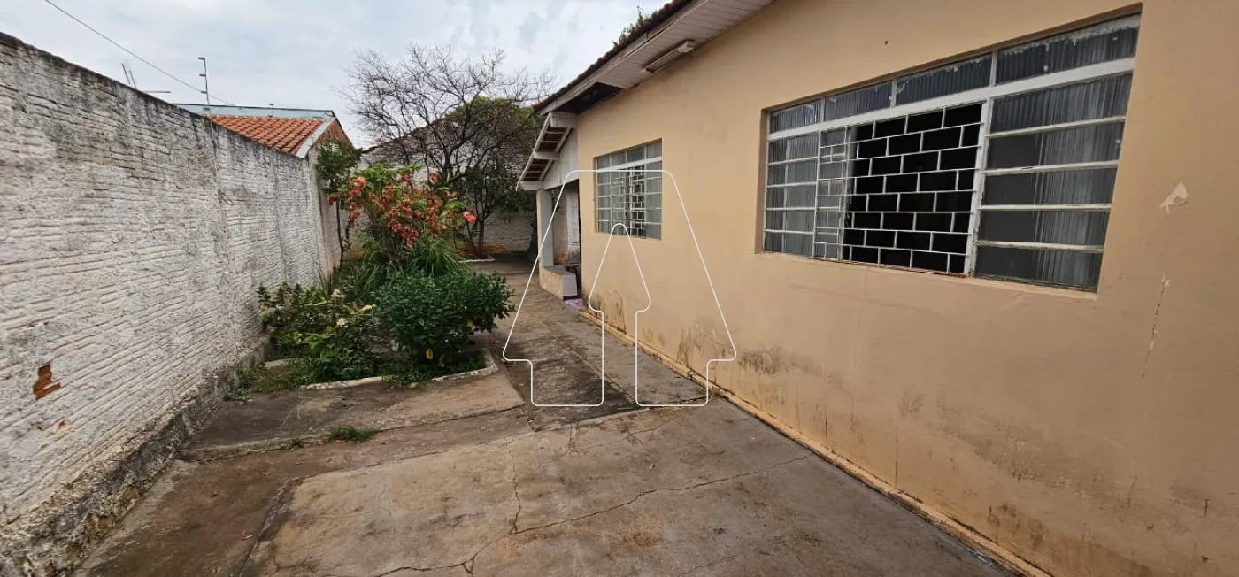 Comprar Casa / Residencial em Araçatuba R$ 250.000,00 - Foto 2