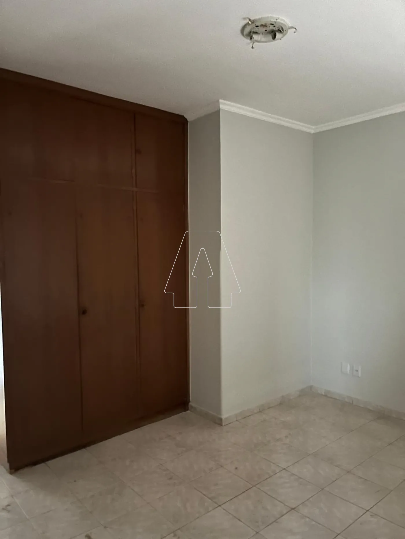 Comprar Comercial / Prédio em Araçatuba R$ 670.000,00 - Foto 4