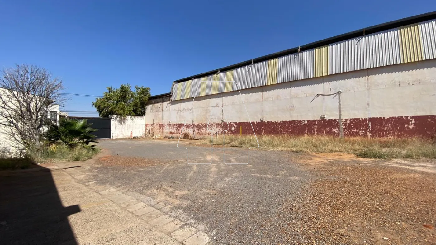 Alugar Comercial / Galpão em Araçatuba R$ 15.000,00 - Foto 25