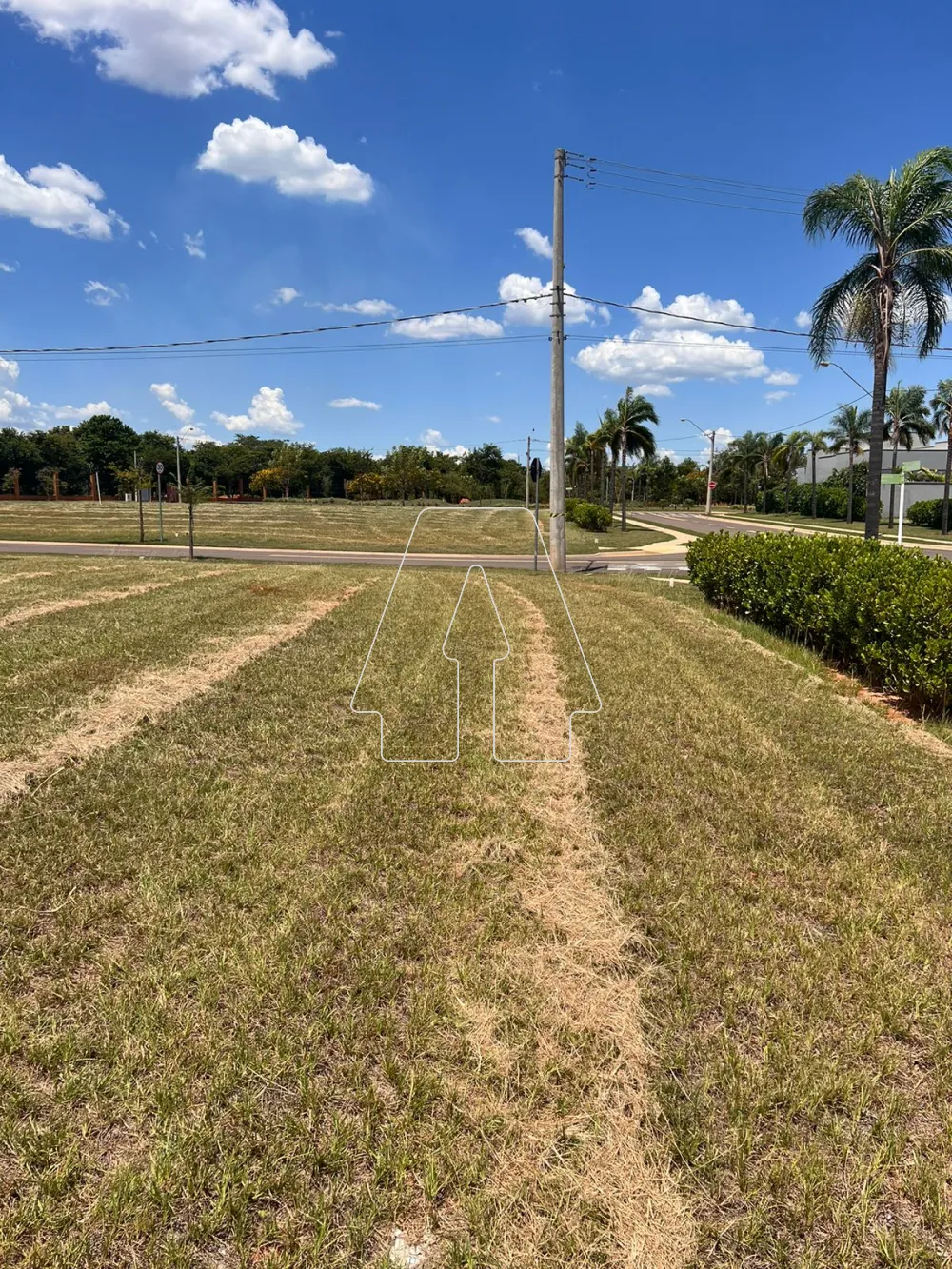 Comprar Terreno / Condomínio em Araçatuba R$ 400.000,00 - Foto 4