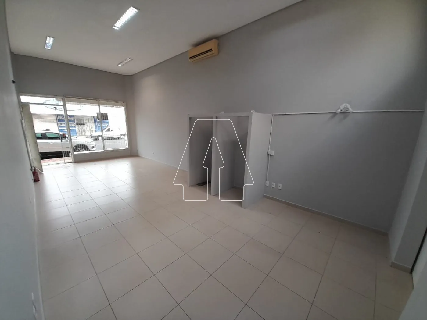 Alugar Comercial / Salão em Araçatuba R$ 1.600,00 - Foto 2