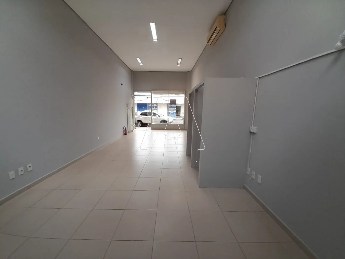 Alugar Comercial / Salão em Araçatuba R$ 1.600,00 - Foto 1