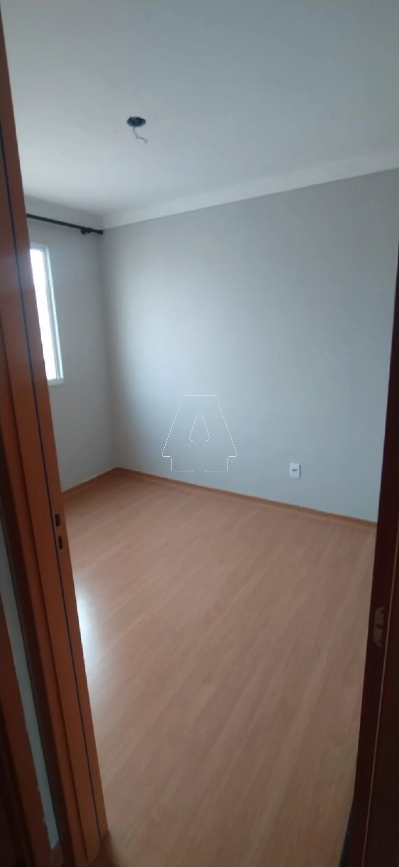 Alugar Apartamento / Padrão em Araçatuba R$ 700,00 - Foto 2