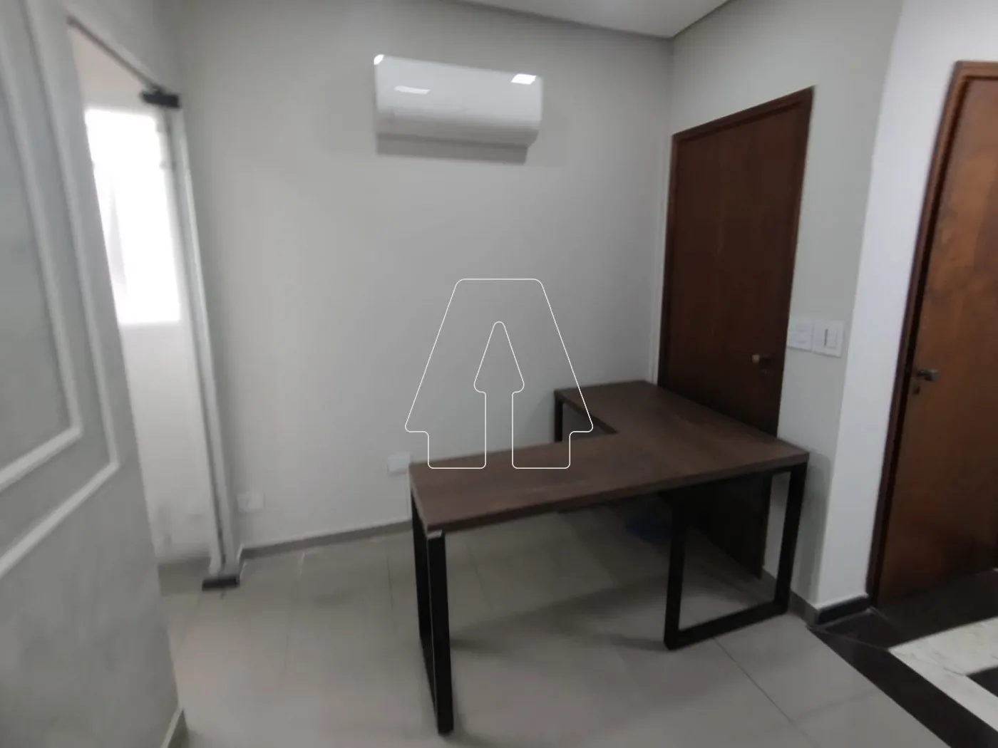 Alugar Comercial / Sala em Condomínio em Araçatuba R$ 2.000,00 - Foto 2