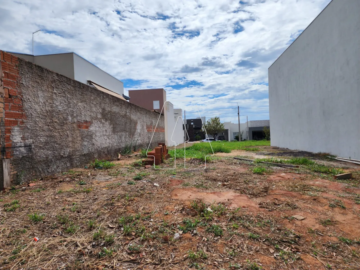 Comprar Terreno / Condomínio em Araçatuba R$ 125.000,00 - Foto 1