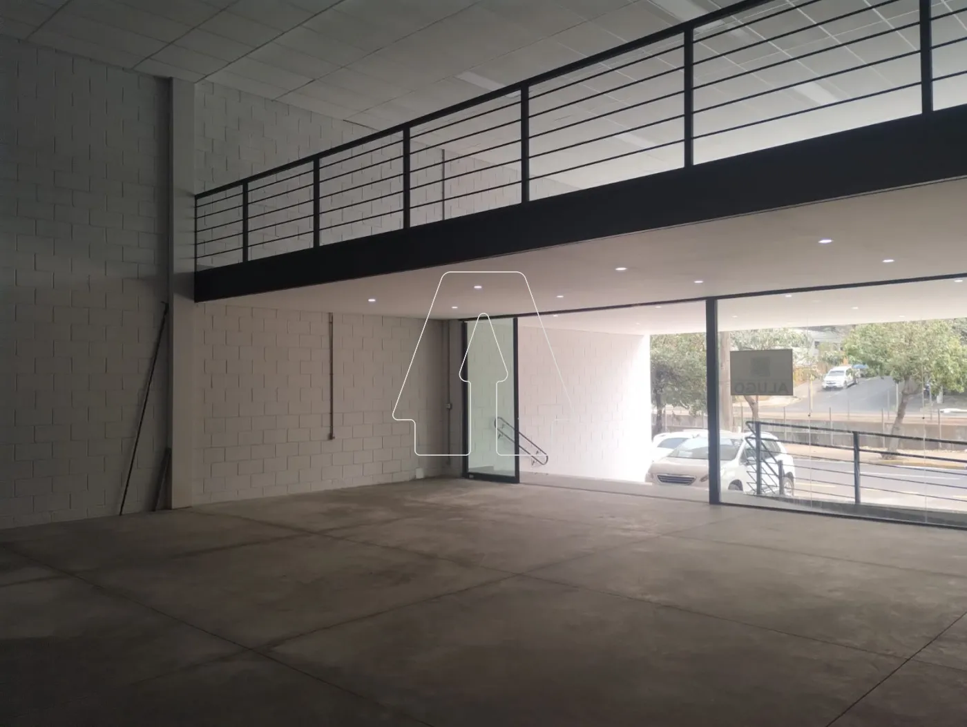 Alugar Comercial / Salão em Araçatuba R$ 25.000,00 - Foto 2