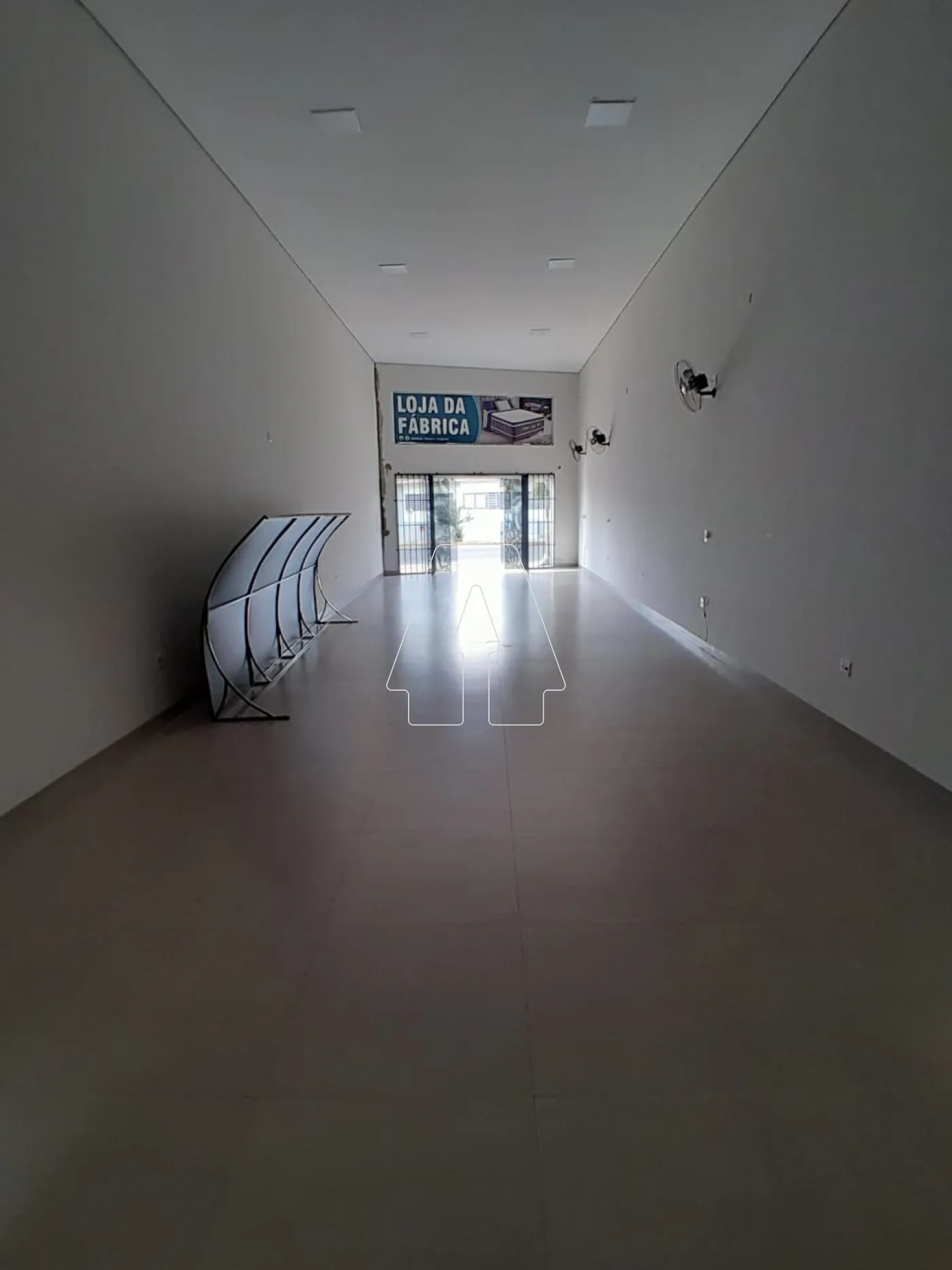 Alugar Comercial / Loja em Araçatuba R$ 3.000,00 - Foto 1