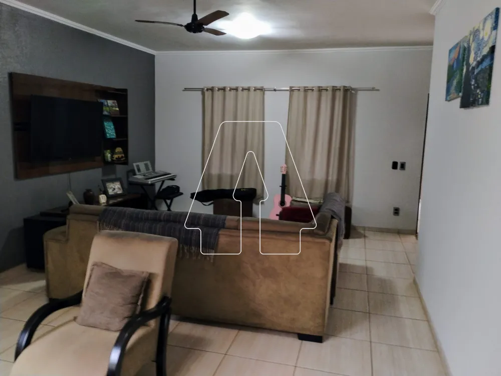 Comprar Casa / Residencial em Araçatuba R$ 450.000,00 - Foto 2