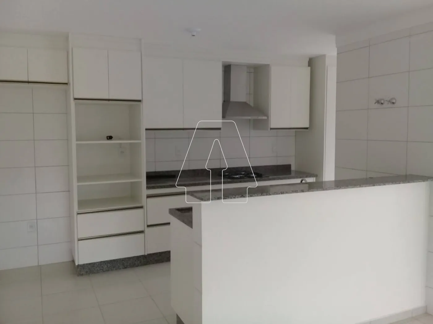 Alugar Apartamento / Padrão em Araçatuba R$ 1.900,00 - Foto 2